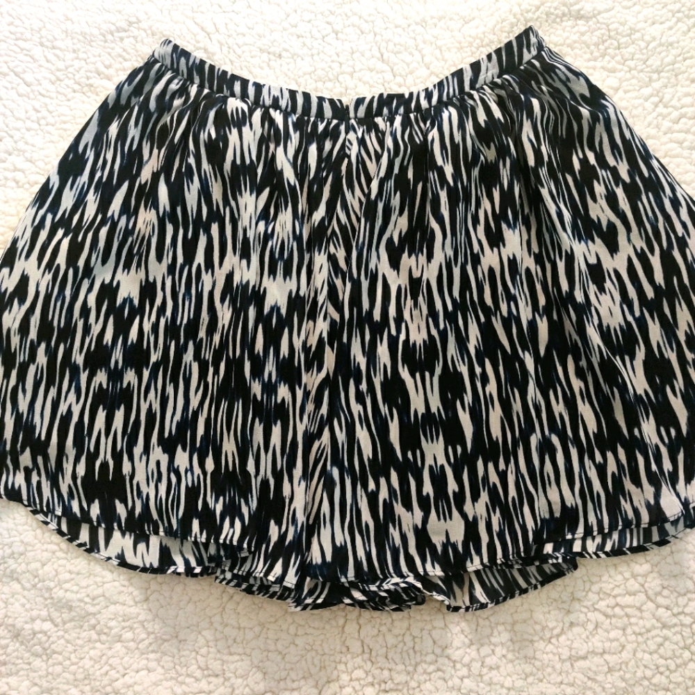Armani Exchange skirt with pockets
